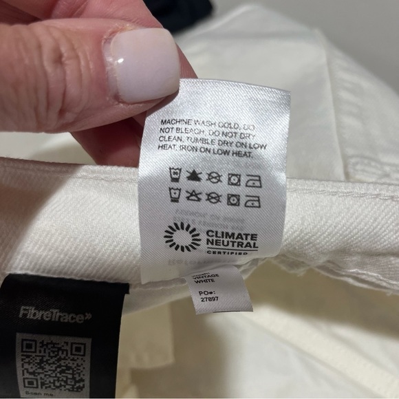 Reformation Charlie High Rise Jean Short Vintage White Size 26 Button Fly - Picture 7 of 8